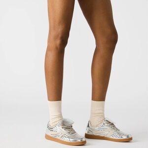 NWT Steven Madden Madrid Sneakers size 8.5